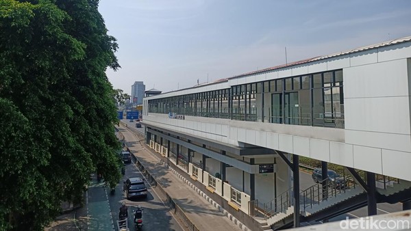 Revitalisasi Halte TransJakarta Pancoran Barat Kini Dibuka untuk Uji Coba Layanan