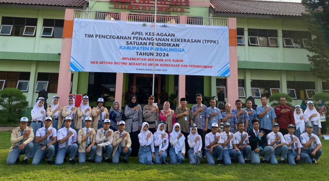 Wakapolres Purbalingga Pimpin Apel Kesiagaan Tim Pencegahan Penanganan Kekerasan di SMA Negeri 1