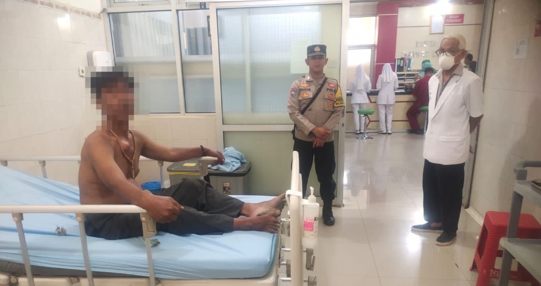 Polisi Bantu Amankan Warga Mengamuk di Kutasari